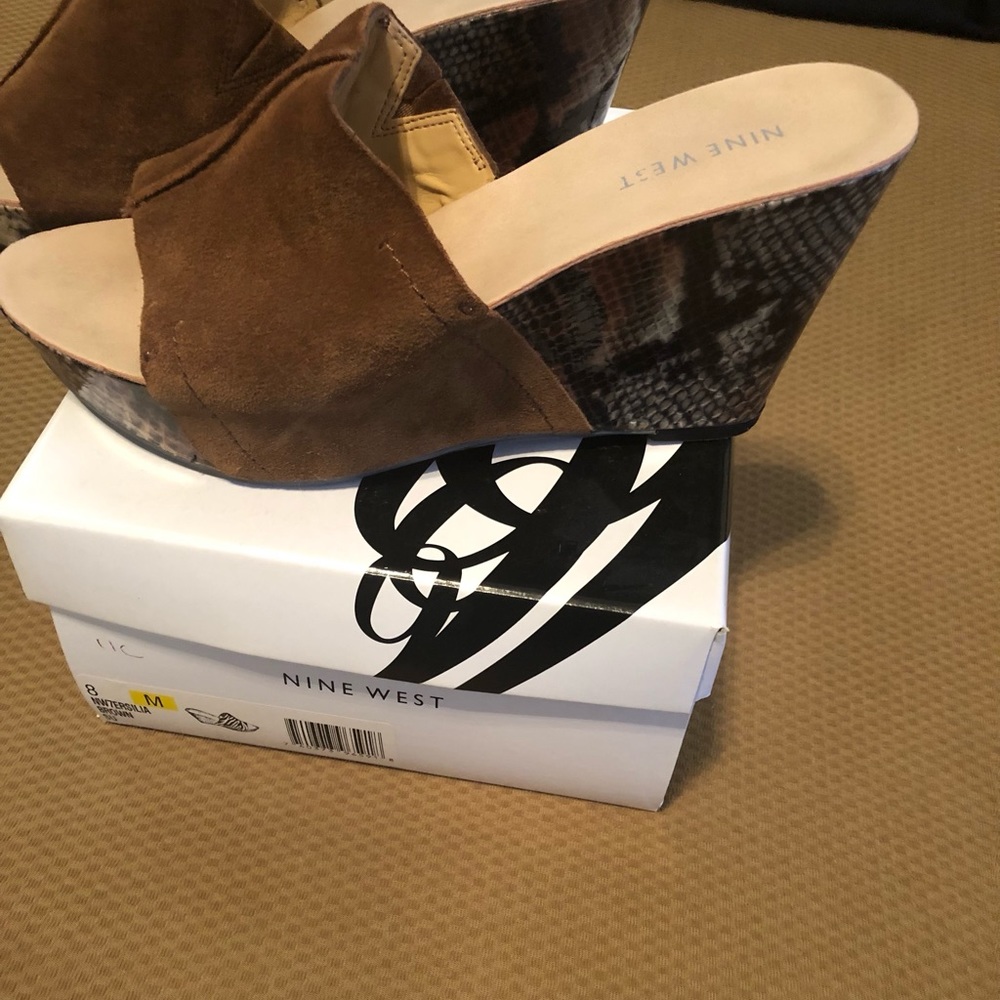 Brown Wedges